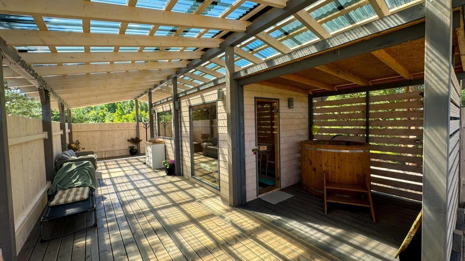 Surf Domki Habenda Z Sauna Ogrodowa Sarbsk Exteriér fotografie